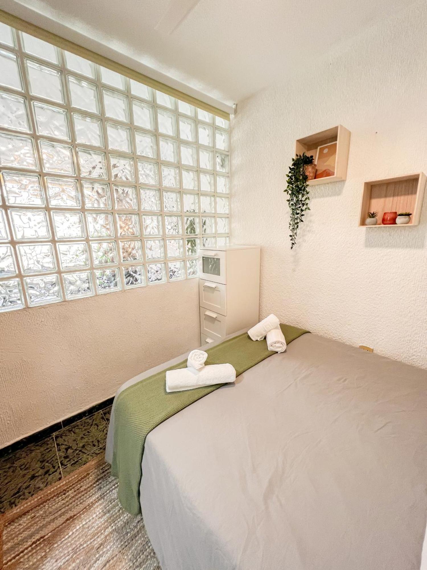 Cozy And Bright Flat With Pool Apartment Torremolinos Ngoại thất bức ảnh